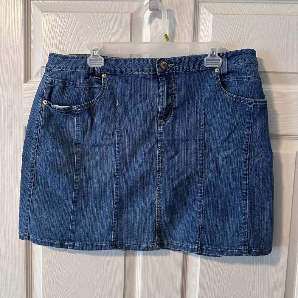 Blue Mini Pencil Skirt for Casual Style